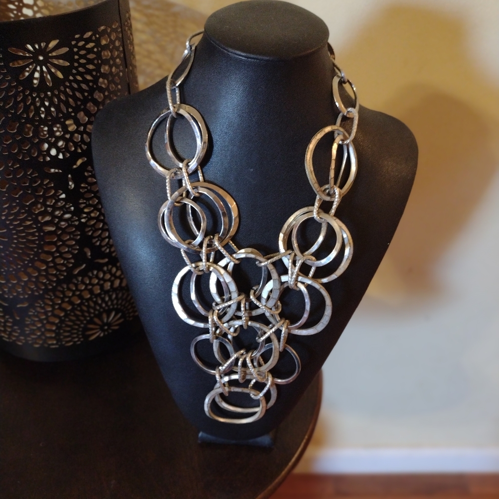 Chico's Neclace - Picture 2 of 6